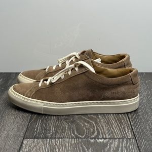 Common Projects - Achilles Low in Waxed Suede - Size 39